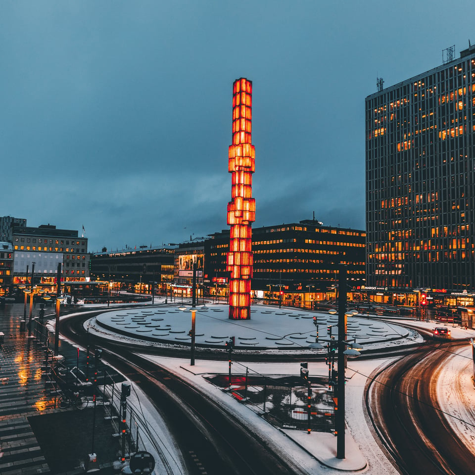 Sergels-torg-Stockholm-node-pole